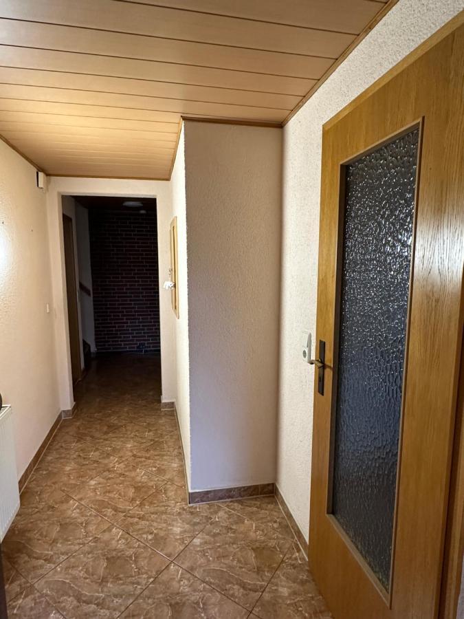 Pension „Haus 11“ Lauta Eksteriør billede